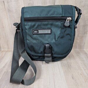 REI Green Crossbody Bag Purse